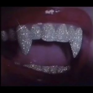 Meet your Posher, Siah